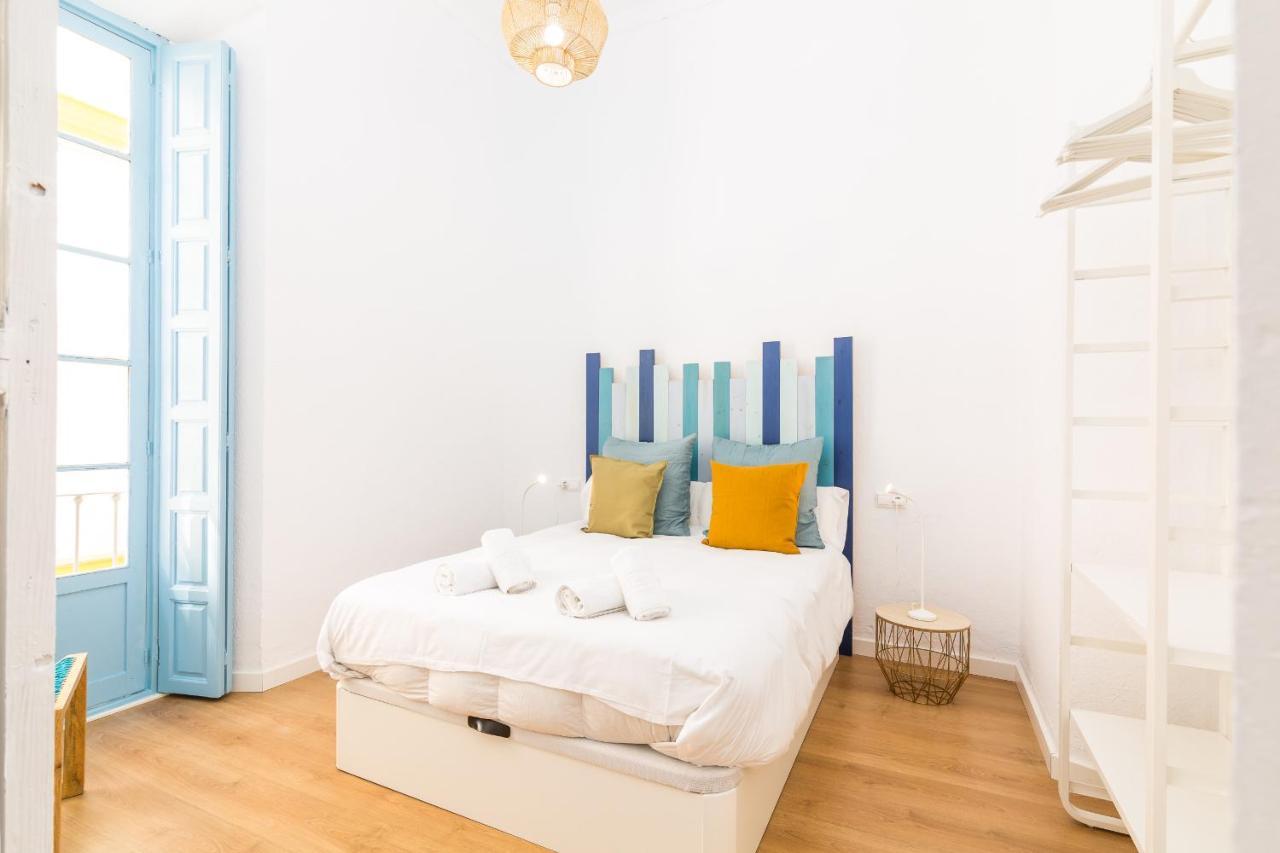 Suite Homes Apartamentos Plaza De La Merced Малага Екстер'єр фото