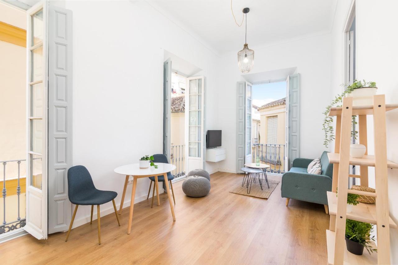 Suite Homes Apartamentos Plaza De La Merced Малага Екстер'єр фото